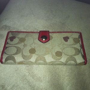 Coach Checkbook Wallet👛