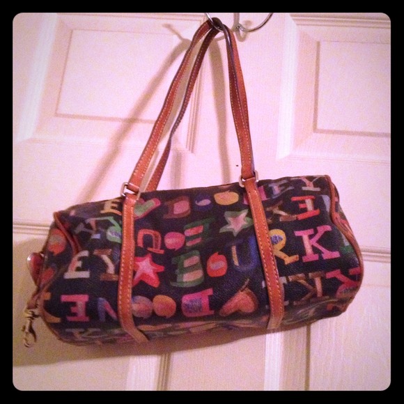 PRICE DROPPED Dooney and Bourke barrel bag