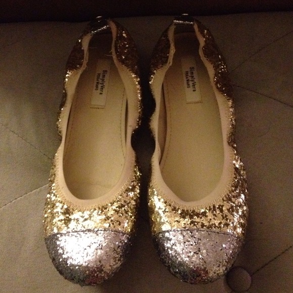 Bnwb:) sz 7.5 Vera Wang silver&gold glitter flats - Picture 2 of 4