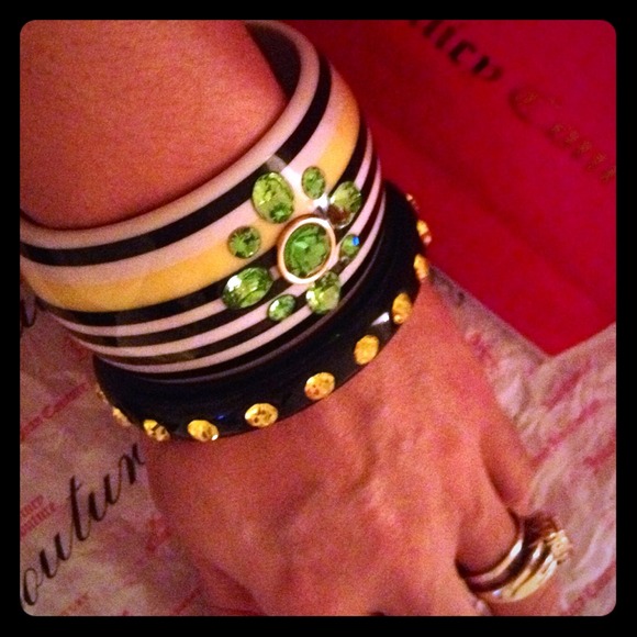 Juicy Couture bundle!! Two bangles!! Hot very hot!