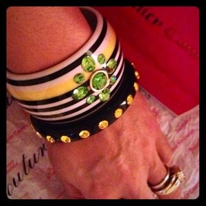 Juicy Couture bundle!! Two bangles!! Hot very hot!