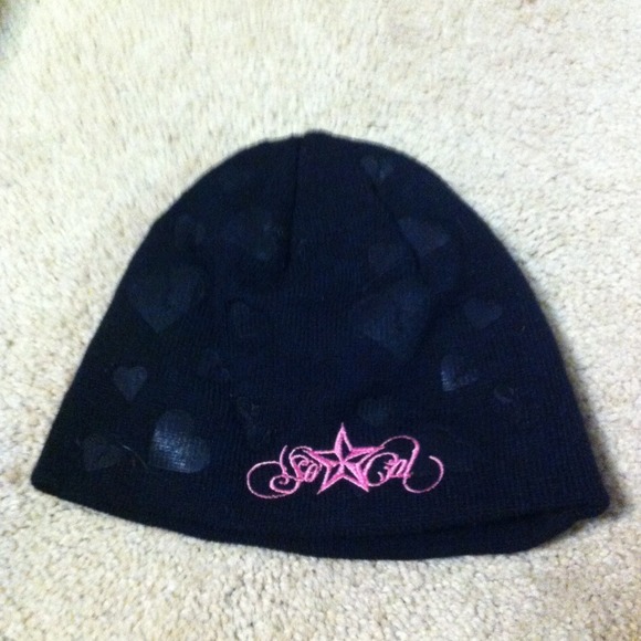 💰SOLD 💰 SoCal beenie