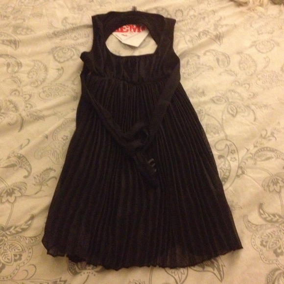 💢Sold💢Black pleated dress