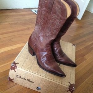 Lucchese boots in tobacco color - fit 9-9.5 medium