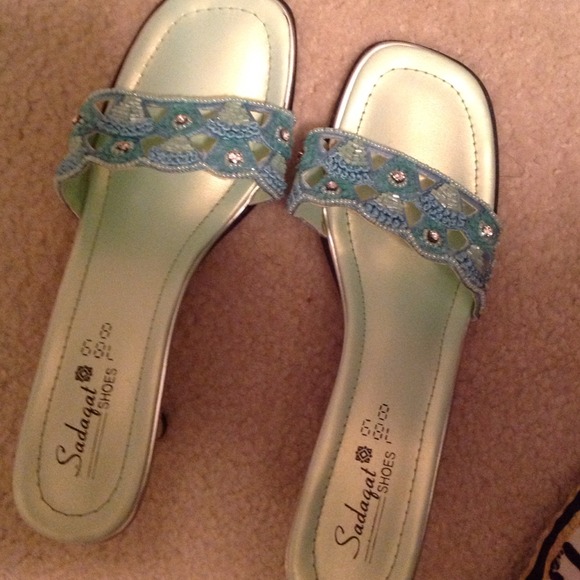 Sandal - Picture 1 of 2