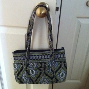 Beautiful Vera Bradley purse