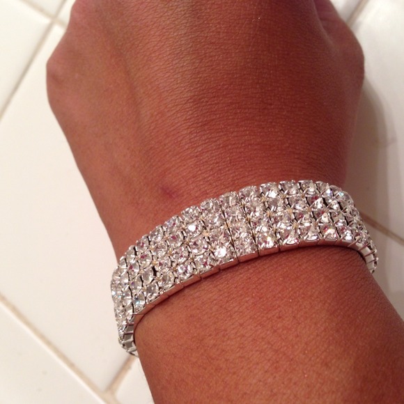 Sold! Rhinestone bracelet - Picture 2 of 3