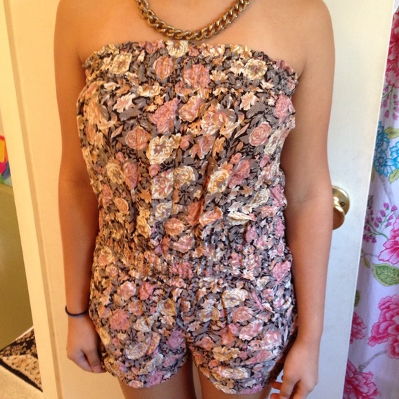SOLD Floral romper NWOT
