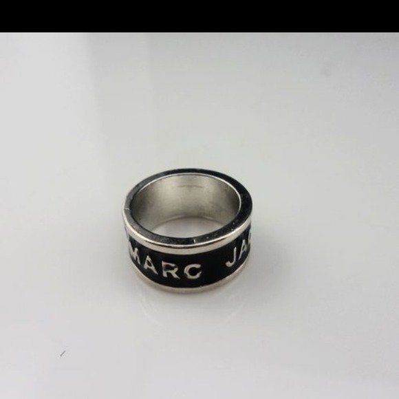 Marc Jacobs ring size 7