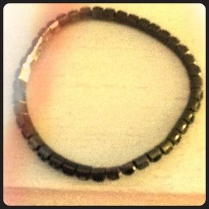 Black/white gem bracelet