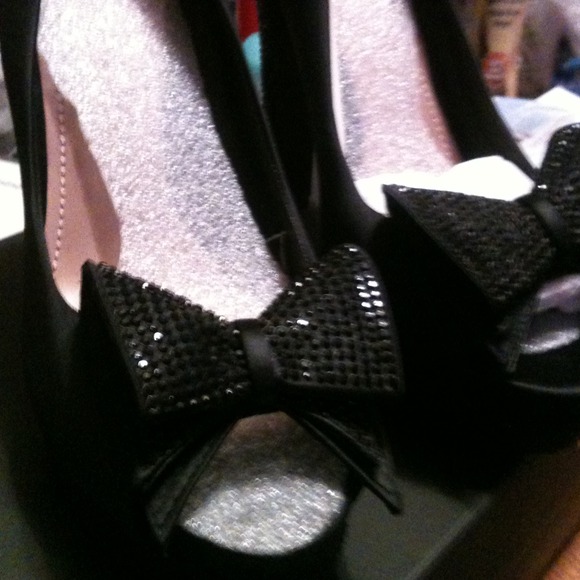 Vince Camuto brand new