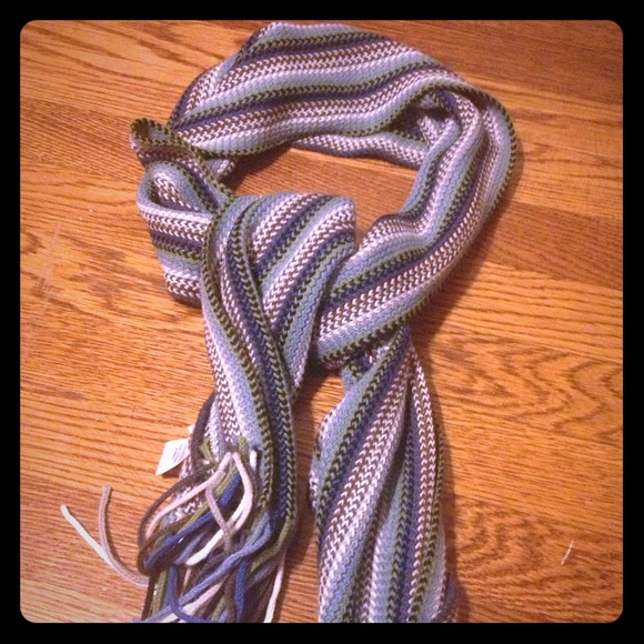 💢Sold💢Multi colored scarf