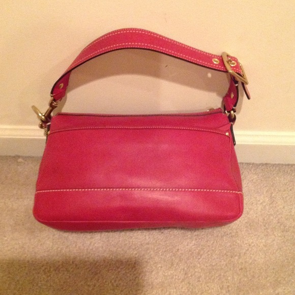 SOLD****Coach Hot Pink bag. Authentic. - Picture 2 of 2