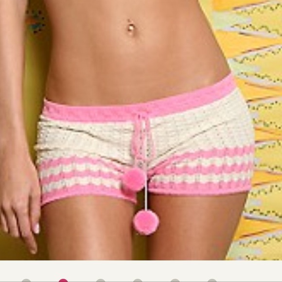 ✨HP✨🎈🎉Free people knit short🎉HP 10/11/ Party✨ - Picture 3 of 4