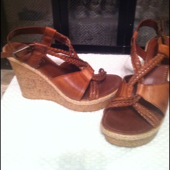 Brown Wedges...(Aldo)