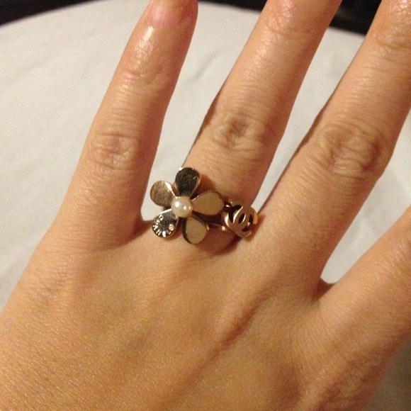 Chanel ring