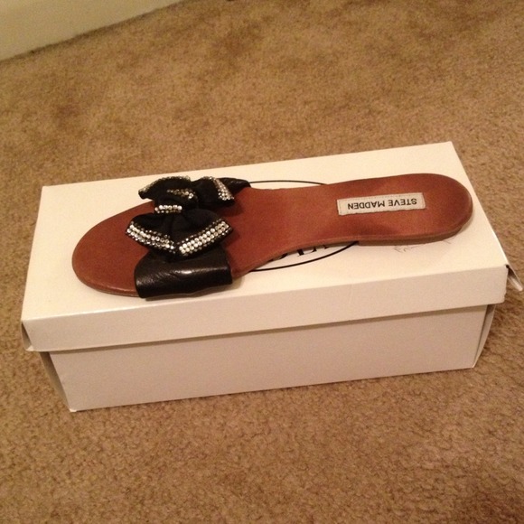 Black bejeweled flats