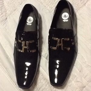 Versace men's authentic never worn shoes