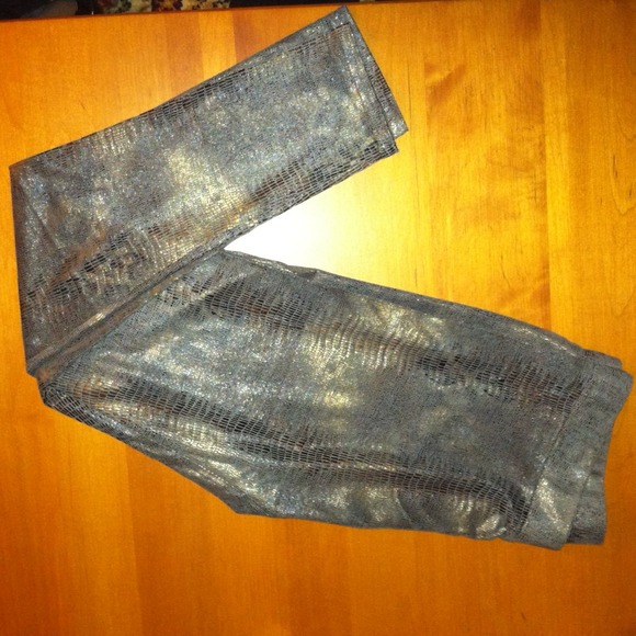 NWT brown snakeskin leggings