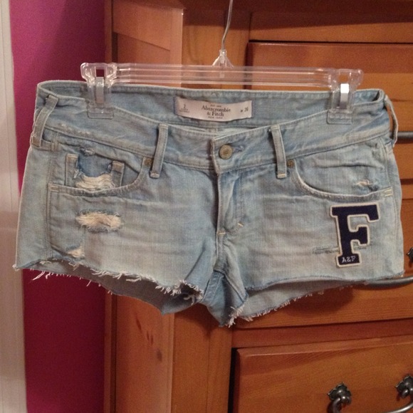 👀RESERVED👀Abercrombie shorts!