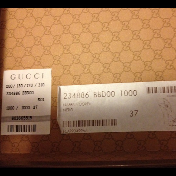 Authentic Gucci sandals - Picture 2 of 4