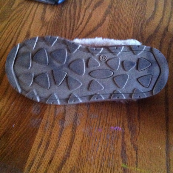 ***Traded*****Suede faux fur chestnut clog slipper - Picture 2 of 3