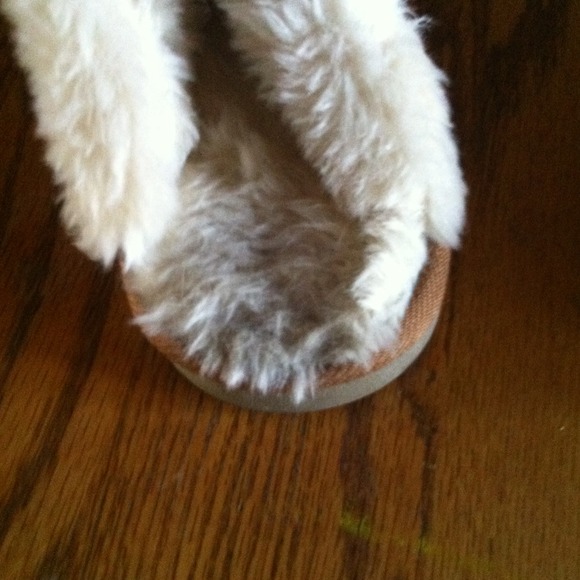 ***Traded*****Suede faux fur chestnut clog slipper - Picture 3 of 3