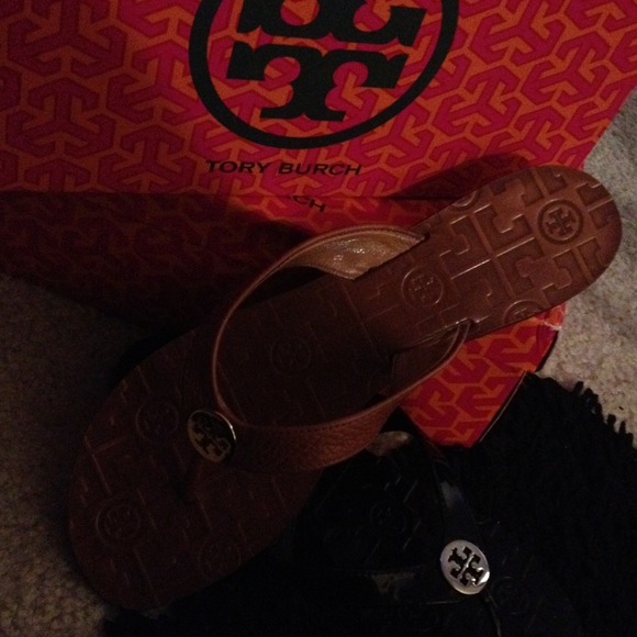Tory's burch sandals