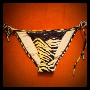 ON HOLD Sexy Bikini Bottoms, Never Worn!