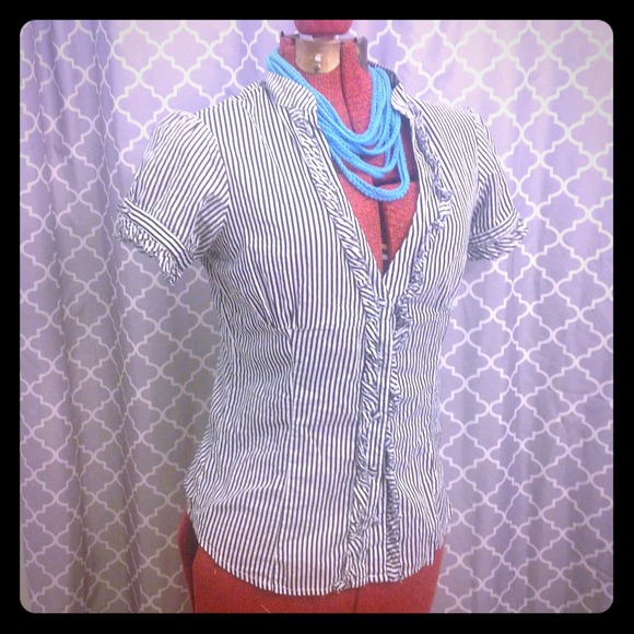 Black and white striped button up juniors large