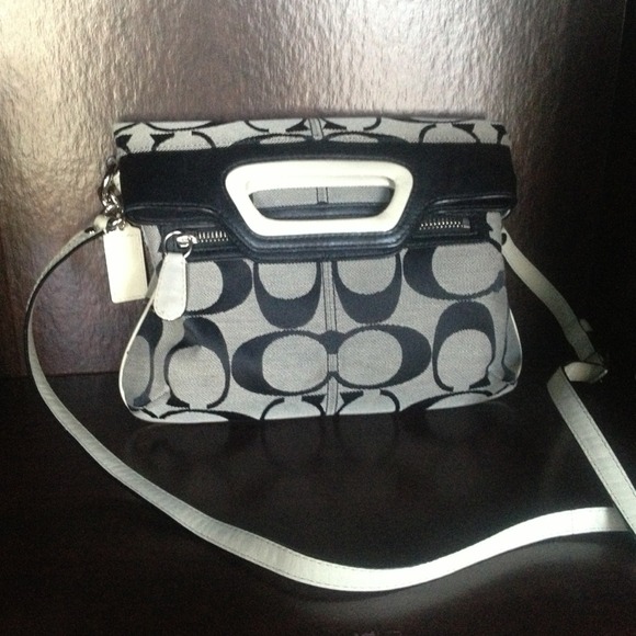 **SOLD** Authentic Coach purse. Gorgeous condition