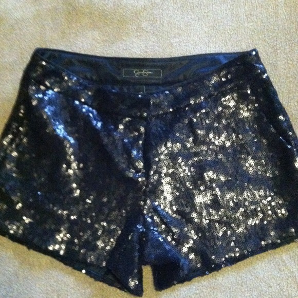 Sequined short shorts