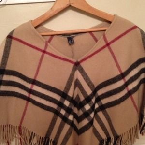 Burberry poncho