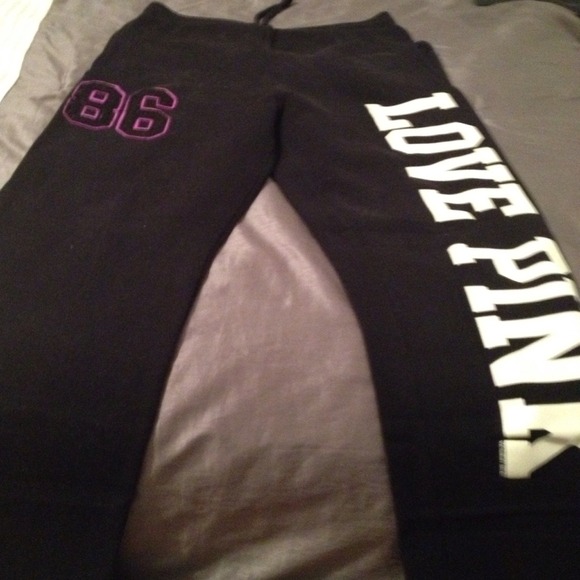 Bundle 💢Reserved💢Victoria Secret sweat pants