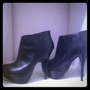 Platforms  ankle boots!