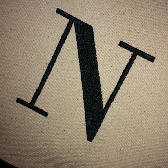 Large initial N tote - Picture 2 of 4