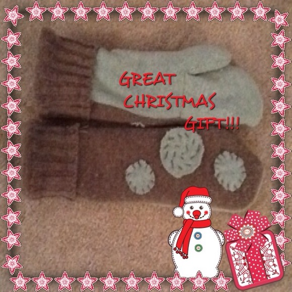 💢BUNDLE w/ scarf FIR AKSTAR 91💢Mittens