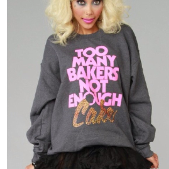 Sweaters - Crew neck