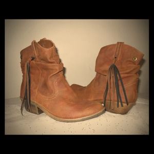 Mossimo ankle cowboy boots sz 8