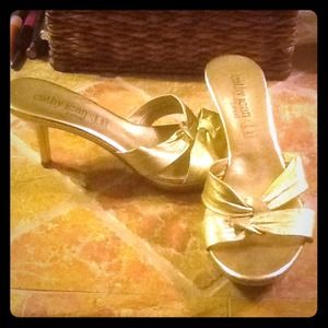 Soft Gold sandals w 2 inch heels