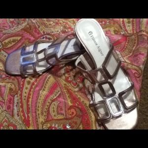 Beautiful Etienne Aigner dress shoes