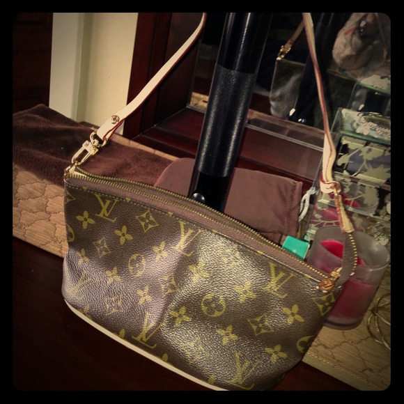 LV inspired pouchette