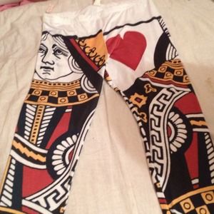 Queen of Hearts Leggings