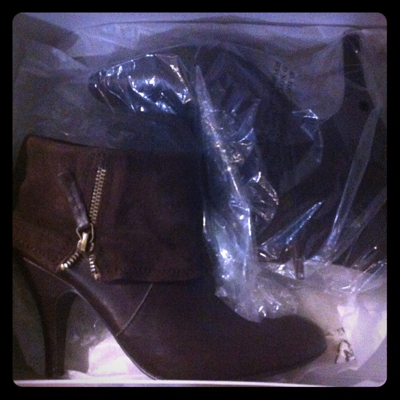 NW leather booties