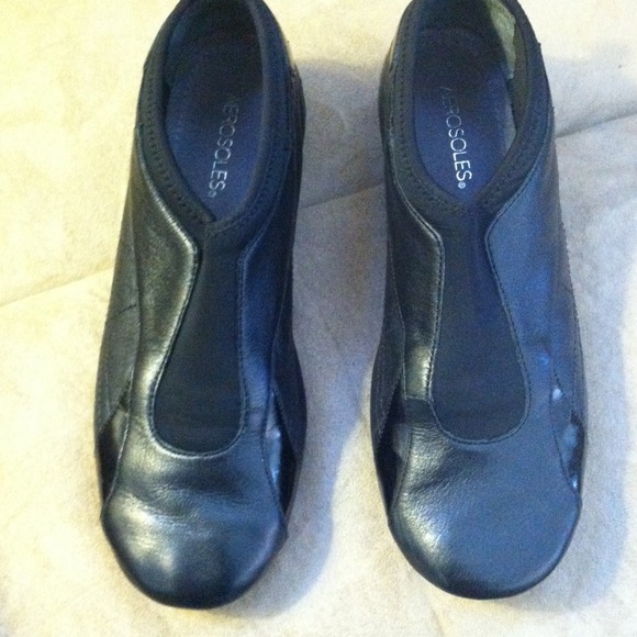 Shoes/markdowns - Picture 1 of 4