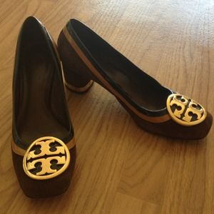 Tory Burch brown:black:mustard & gold pumps