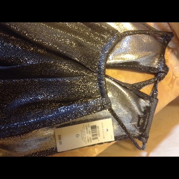 Top - Picture 2 of 2