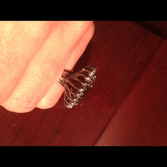 Ring - Picture 2 of 3