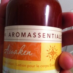 Arbonne aromassentials lotion!