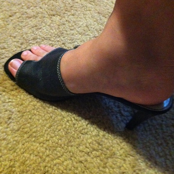 Shoes/ heals
